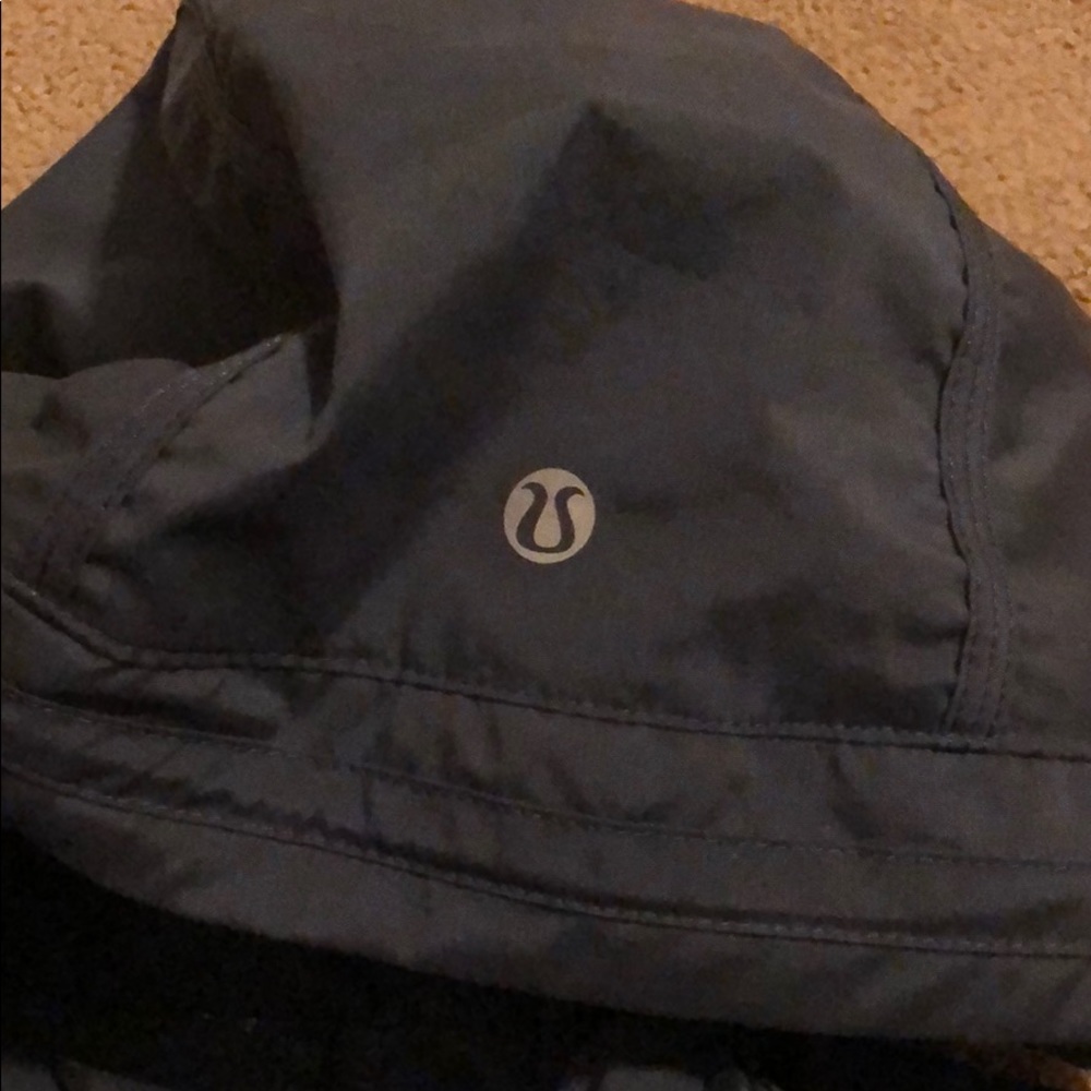 Lululemon jacket - Picture 3 of 5